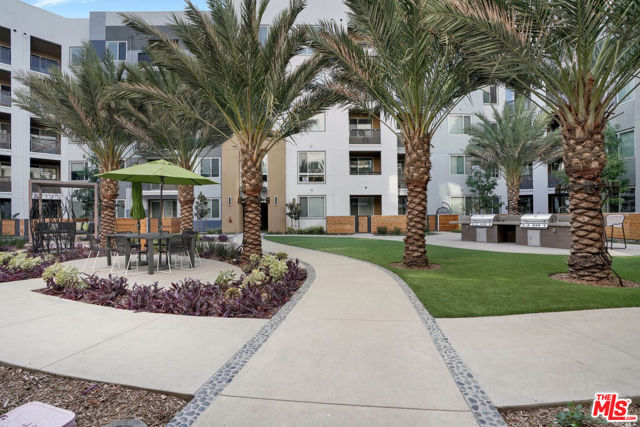 1910 S Union Street Street, Anaheim CA: https://media.crmls.org/mediaz/f38e47e6-38e7-4c4b-8b77-7e0d620c2658.jpg