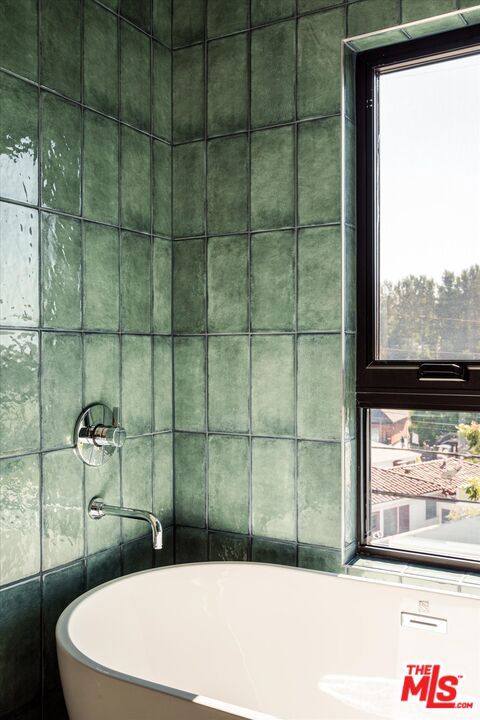 2824 1/2 Avenel Street, Los Angeles CA: https://media.crmls.org/mediaz/f38ebe8e-62aa-42d6-bcdc-265f8f8c77c2.jpg