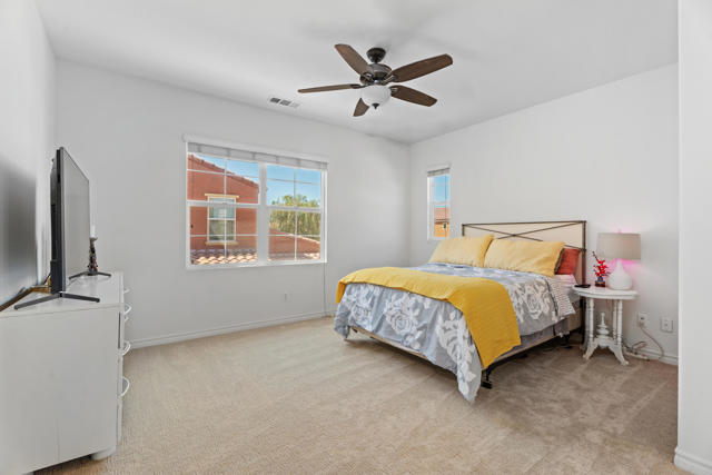 585 Via De La Paz, Palm Desert, CA 92211
