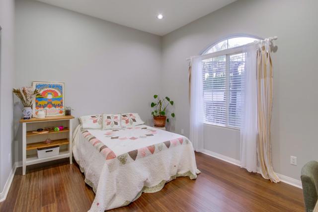 1495 Meredith Road, Fallbrook CA: https://media.crmls.org/mediaz/f38ee048-26c0-4b65-8168-cebf4e6db4c9.jpg