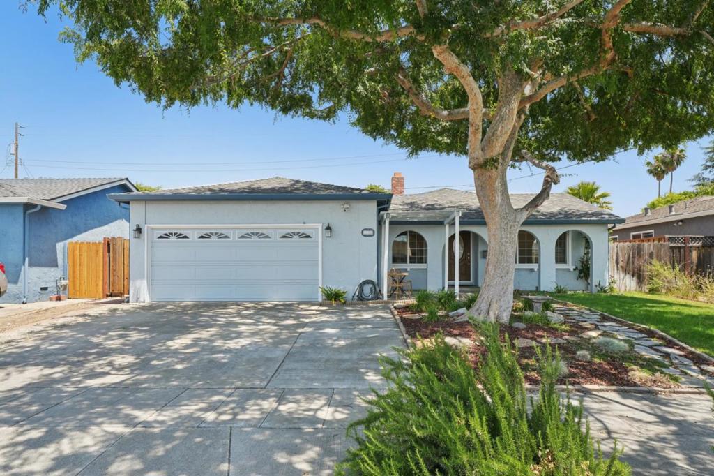 5886 Falon Way