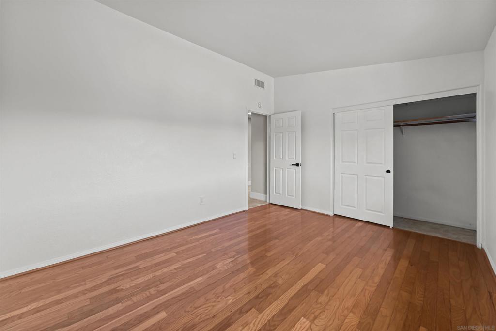 MLS #250043071SD image #31