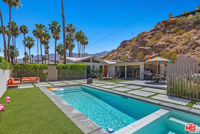 2499 S Palm Canyon Drive, Palm Springs, CA 92264
