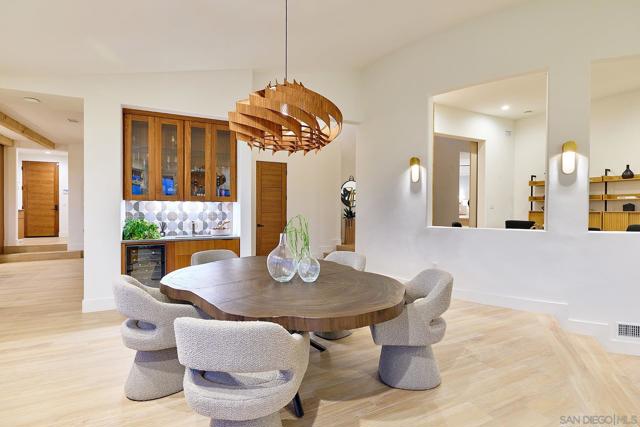 1749 Noma Lane, Encinitas CA: https://media.crmls.org/mediaz/f392e731-0199-4e4f-a505-7ebdeb080ac2.jpg