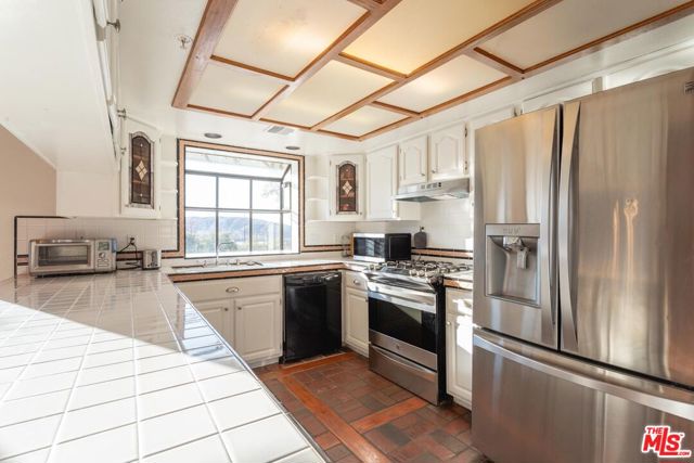 Image 11 of 64 For 29243 Piani Road