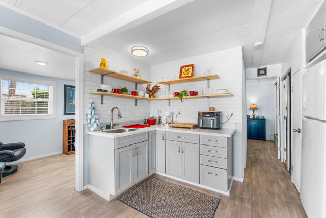 16400 Bubbling Wells Road, Desert Hot Springs CA: https://media.crmls.org/mediaz/f3937620-01a2-4e02-9e5d-b74e2ed377f2.jpg
