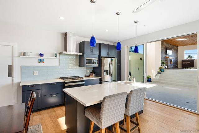4563 Point Loma Ave, San Diego CA: https://media.crmls.org/mediaz/f3957f44-06b0-4716-be43-4ba28d8c90bf.jpg