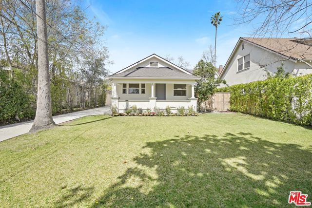 1563 E Elizabeth Street, Pasadena CA: https://media.crmls.org/mediaz/f396080d-5c34-4a61-b066-3f99cdb214bf.jpg