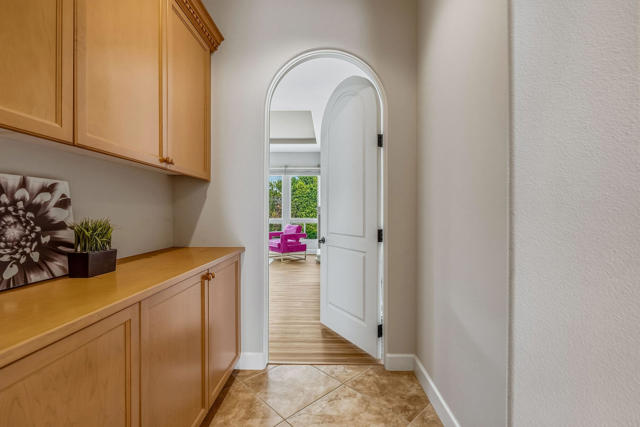 10 Porto Cielo Court, Rancho Mirage, CA 92270