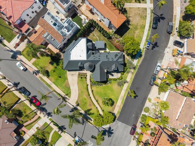 4386 Adams Ave, San Diego CA: https://media.crmls.org/mediaz/f396263a-8006-4e6b-9e9a-055a15a10db2.jpg