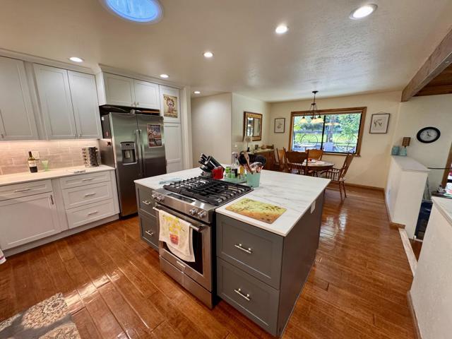 14543 Kathy Lane, Pioneer CA: https://media.crmls.org/mediaz/f3963553-b9fc-4c58-aafa-9b4fdb472f06.jpg