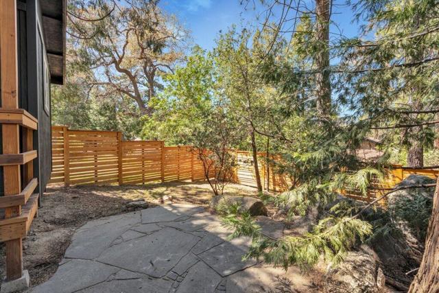 26785 Crestview Drive, Idyllwild CA: https://media.crmls.org/mediaz/f397d7e8-46da-47f2-bacd-c7af46f88f21.jpg