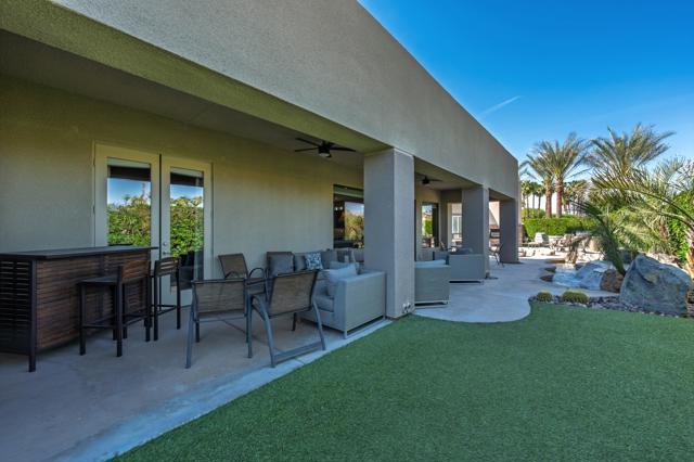 36066 Da Vinci Drive, Cathedral City CA: https://media.crmls.org/mediaz/f3987e40-6f01-42c2-bbb3-354d57fb2b8b.jpg