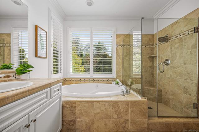 Image 18 of 45 For 10333 Pinecastle St