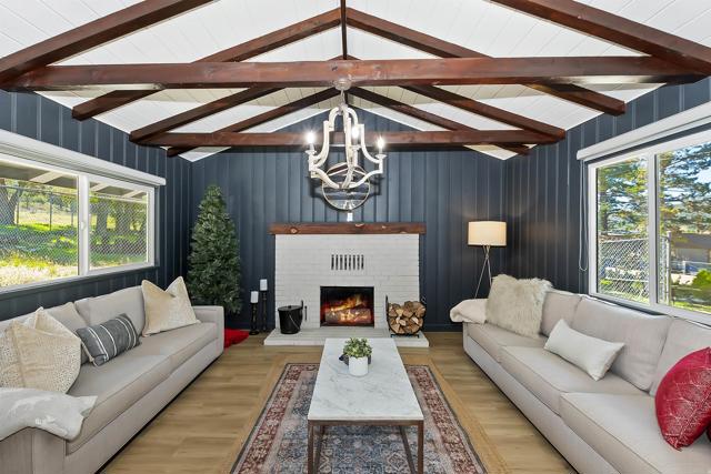 1128 E Country Club Blvd, Big Bear City CA: https://media.crmls.org/mediaz/f39942cb-7b75-4901-b6f0-5a6297b2d7fd.jpg