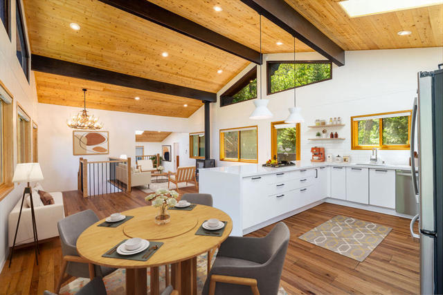 24718 Fern Valley Road, Idyllwild CA: https://media.crmls.org/mediaz/f3996bf1-8ab2-451b-93dc-b235b70ab9b4.jpg