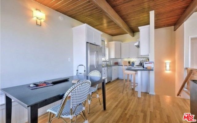 127 16th Street, Manhattan Beach CA: https://media.crmls.org/mediaz/f399ed9f-cc7b-4686-85fe-9f93bf924f8c.jpg