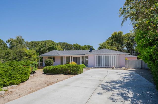 1171 Sylvan Place, Monterey CA: https://media.crmls.org/mediaz/f39afd52-a14d-4334-a845-2ecb7e6e7ef1.jpg