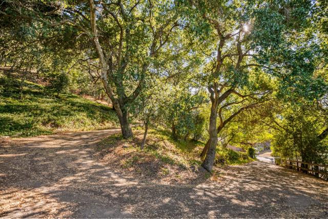 16497 S Kennedy Road, Los Gatos CA: https://media.crmls.org/mediaz/f39b2385-12bc-45a2-8dbf-dc281be3d59e.jpg