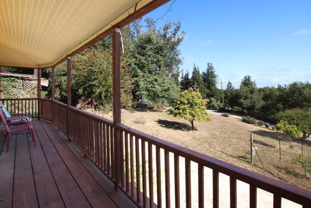 46 Valley View Road, Watsonville CA: https://media.crmls.org/mediaz/f39e8618-e160-43b5-b16e-c7df1fb9912c.jpg