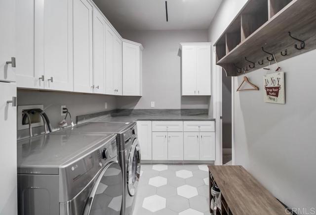 Home for Sale in Alpine