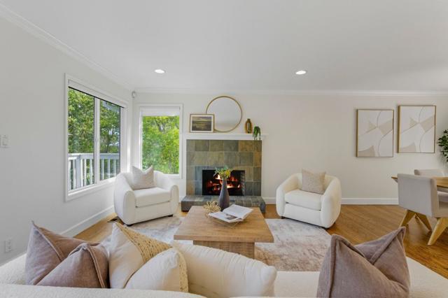 2315 Cheshire Way, Redwood City CA: https://media.crmls.org/mediaz/f39f1364-ca68-4666-b48c-7bffac1409d9.jpg