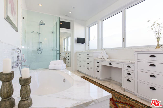23812 Malibu Road, Malibu CA: https://media.crmls.org/mediaz/f39f4e45-574d-4aa9-a0f4-9a8d08cba92d.jpg