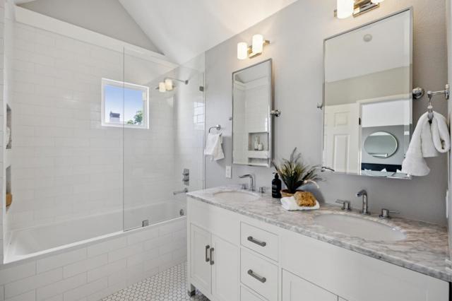 206 Village Lane, Foster City CA: https://media.crmls.org/mediaz/f39f70e3-1cbd-478d-a2b1-9cc48372266a.jpg