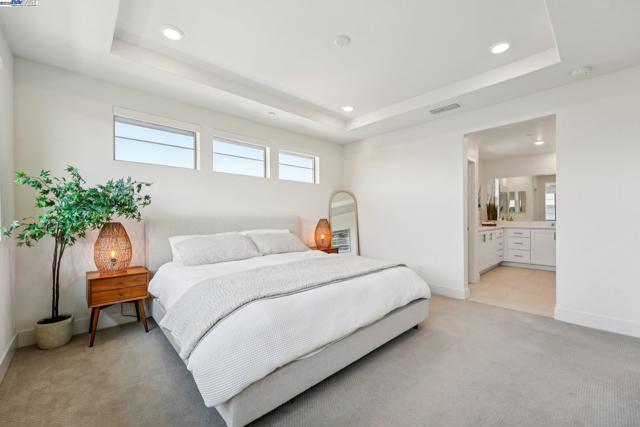 5860 Midnight Place, Dublin CA: https://media.crmls.org/mediaz/f3a02f26-66e1-439f-bcc8-8e159a96a760.jpg