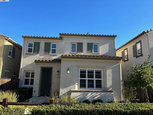 3002 Blackberry Ave, San Ramon CA: https://media.crmls.org/mediaz/f3a070e7-48f0-49ce-9bfc-dc6fcf9fe76b.jpg