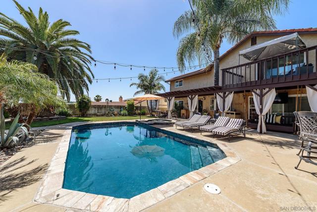 14229 Jennings Vista Way, Lakeside CA: https://media.crmls.org/mediaz/f3a0c79e-0354-4d53-9228-07b86e352c31.jpg