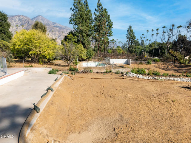 Detail Gallery Image 12 of 30 For 1625 Braeburn Rd, Altadena,  CA 91001 - – Beds | – Baths