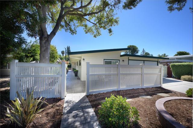 3222 Ramona Street, Palo Alto CA: https://media.crmls.org/mediaz/f3a29877-0212-42eb-b018-0bc8804c6bab.jpg