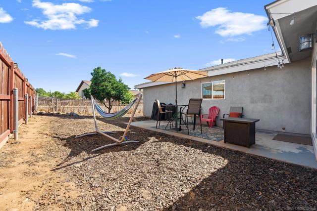 13011 Laurel St, Lakeside CA: https://media.crmls.org/mediaz/f3a2aefd-564b-4892-b531-8cd387dfd0d9.jpg
