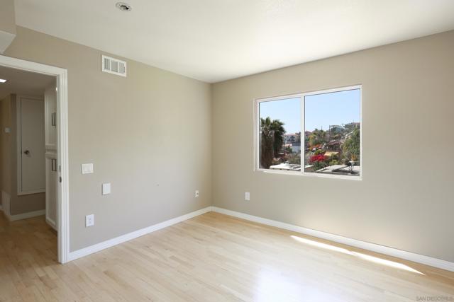 1412 San Miguel Ave, Spring Valley CA: https://media.crmls.org/mediaz/f3a33d9b-ca3c-4d3d-a024-5f9565692997.jpg