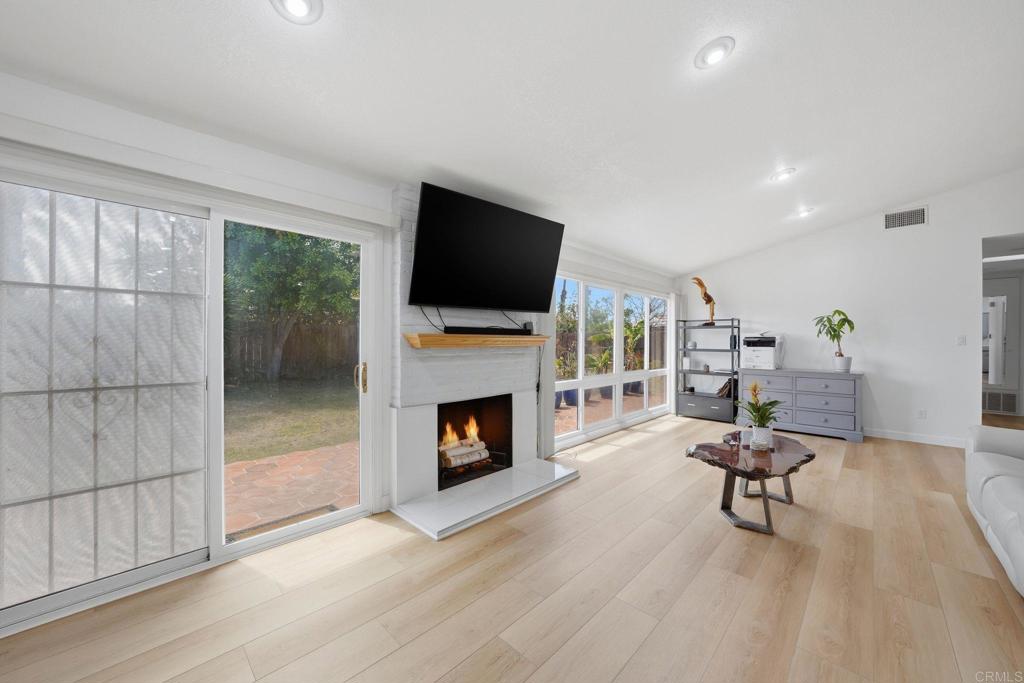 4613 Rainier Avenue - photo 6