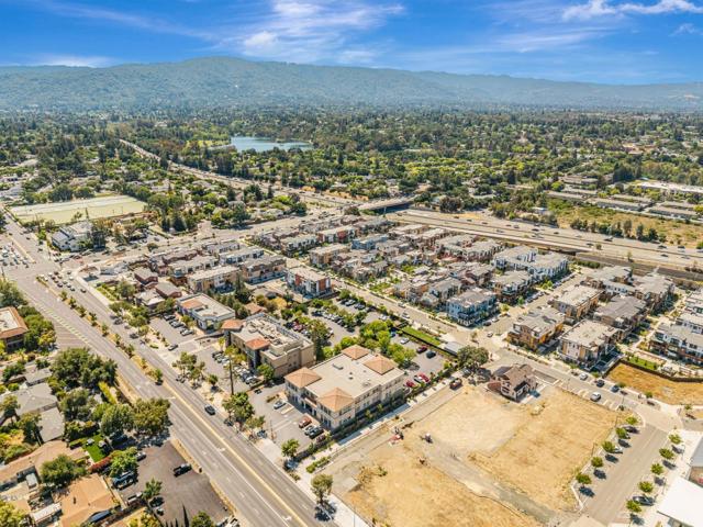 13124 Sepulveda Circle, Los Gatos CA: https://media.crmls.org/mediaz/f3a3a422-d66c-4c85-9d5a-c2326f774cca.jpg
