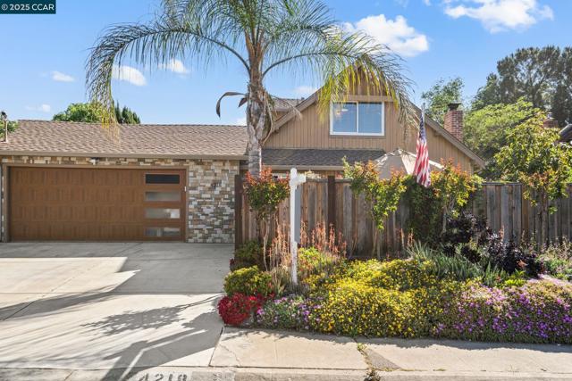 4218 Cobblestone Dr, Concord CA: https://media.crmls.org/mediaz/f3a45cae-e3d6-4083-8cee-a13cfc7d0879.jpg