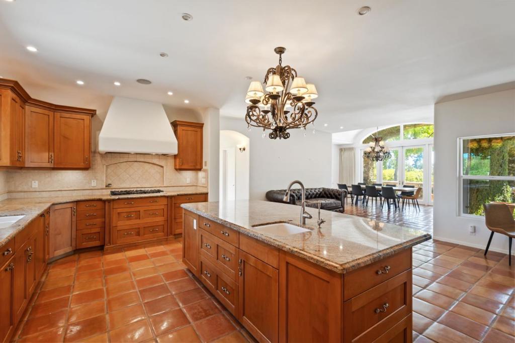 MLS #ML82018701 image #17