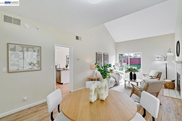 Image 9 of 58 For 4691 Rousillon Ave