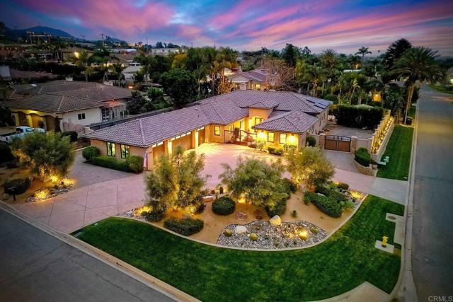 2398 Prince Way, Vista CA: https://media.crmls.org/mediaz/f3a4d776-04ba-4068-9f8a-6f63c0f530cd.jpg