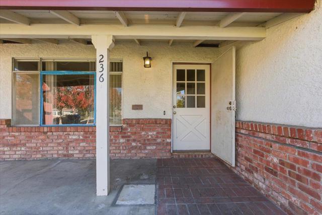 236 S Claremont Avenue, San Jose CA: https://media.crmls.org/mediaz/f3a5be99-a290-4d0a-ba6d-bd24993e338c.jpg