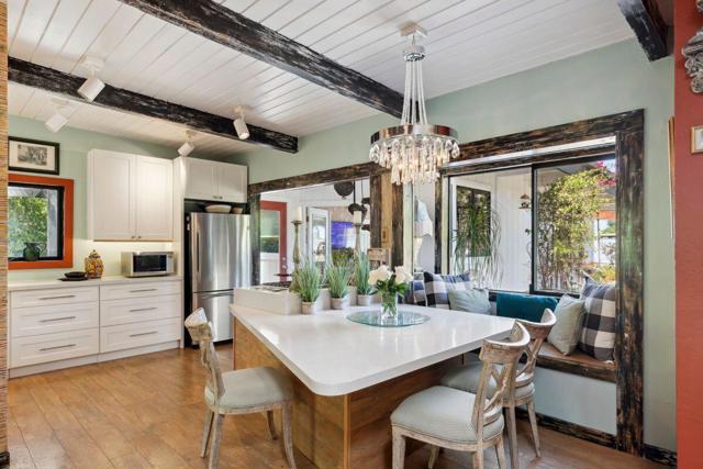 901 S Calle Tomas, Palm Springs CA: https://media.crmls.org/mediaz/f3a5db35-4c95-4b70-80b8-302c738938e6.jpg