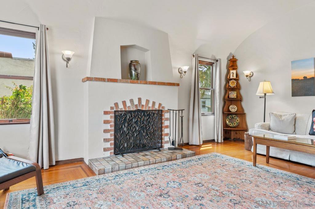 3576 Villa Terrace - photo 5