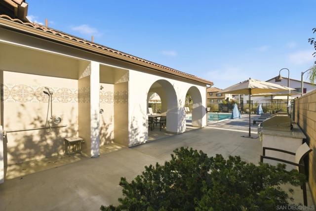 24120 Dolcetto Ave, Murrieta CA: https://media.crmls.org/mediaz/f3a81efc-6f95-419b-9600-c67324a288b6.jpg