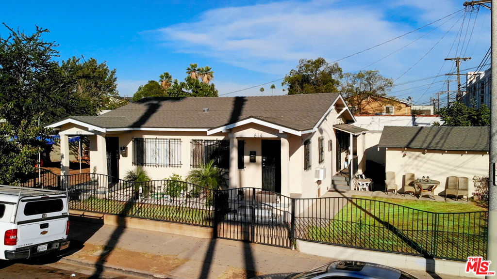 812 Spence Street, Los Angeles, CA 90023