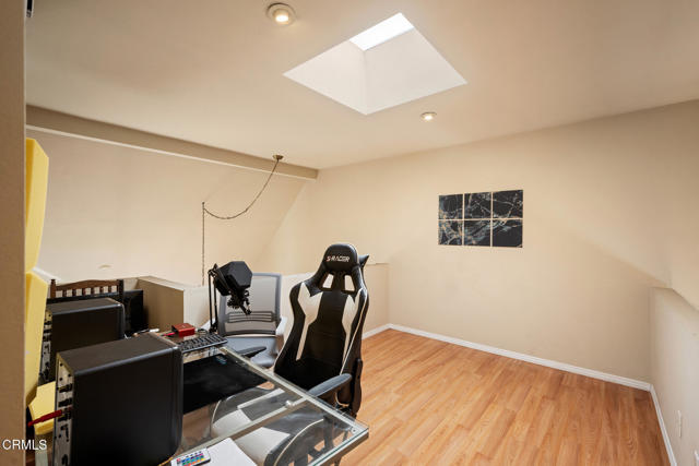 1121 E Wilson Avenue, Glendale CA: https://media.crmls.org/mediaz/f3a9d472-f83e-40e6-b9df-0ff248b3429e.jpg