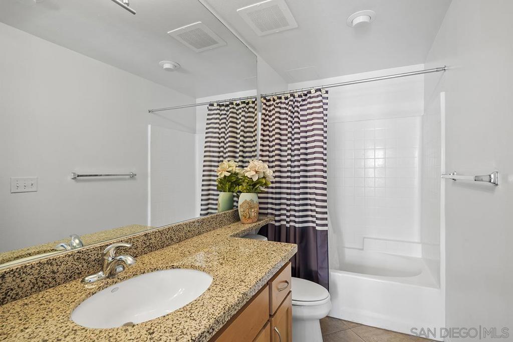 450 J Street - photo 19