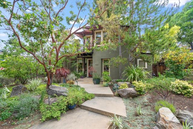 705 University Avenue, Los Altos CA: https://media.crmls.org/mediaz/f3aaaf66-774f-40c5-94a6-b87cab7c4460.jpg