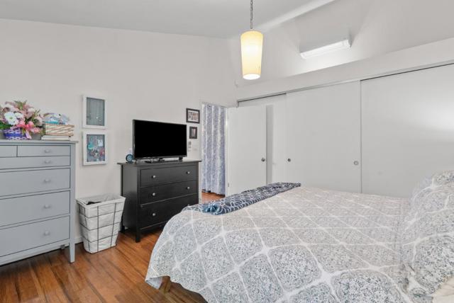903 Redwood Drive, Aptos CA: https://media.crmls.org/mediaz/f3adaf0f-b864-4d77-ab67-bfbb6ce3dd1d.jpg